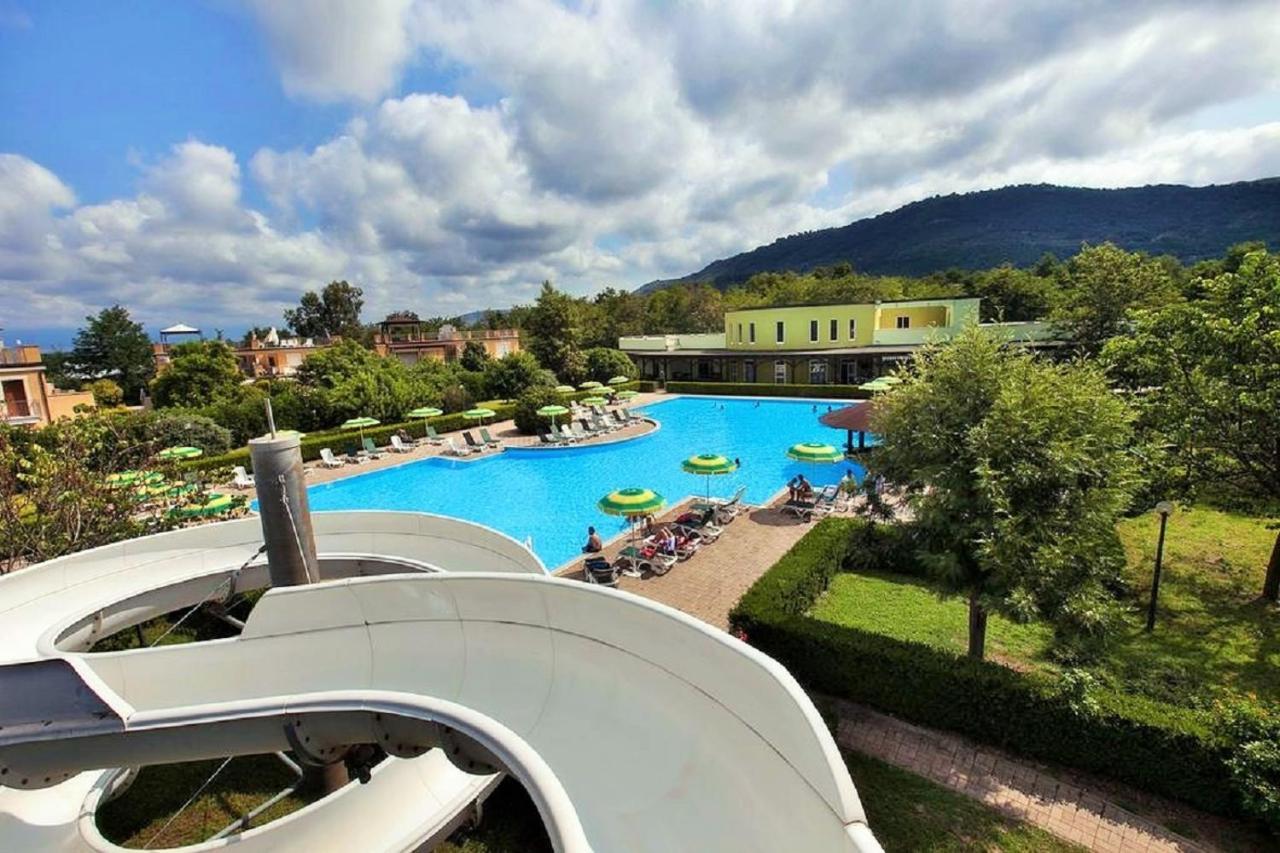 Apartmán Pizzo Beach Club Exteriér fotografie